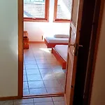 Asferiehus פלקפיורד
